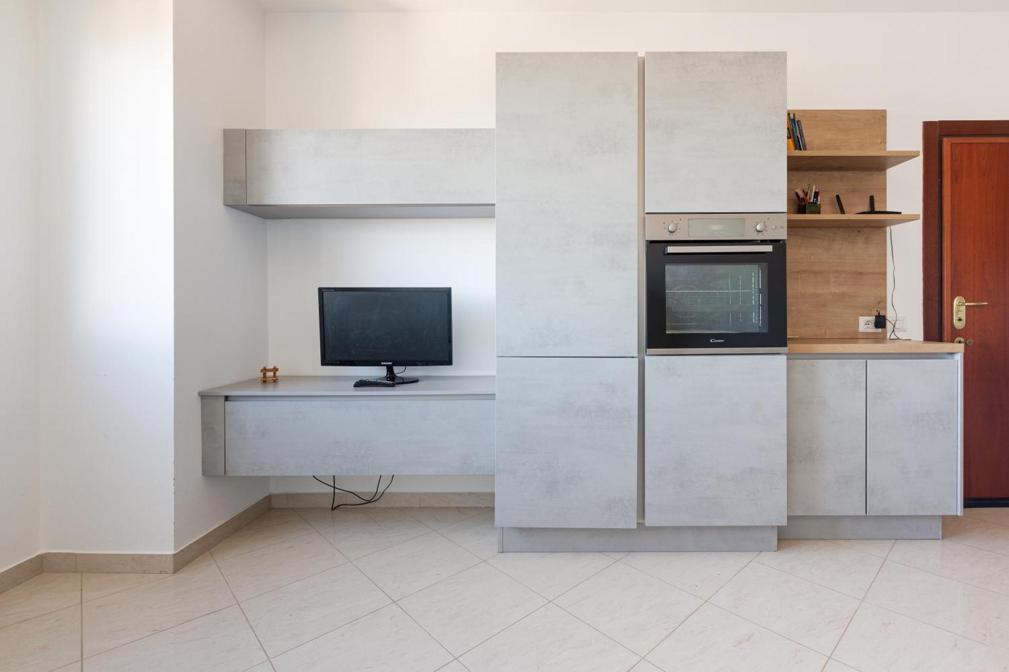 Elegant Milan Apartment In Restocco Area Exterior photo