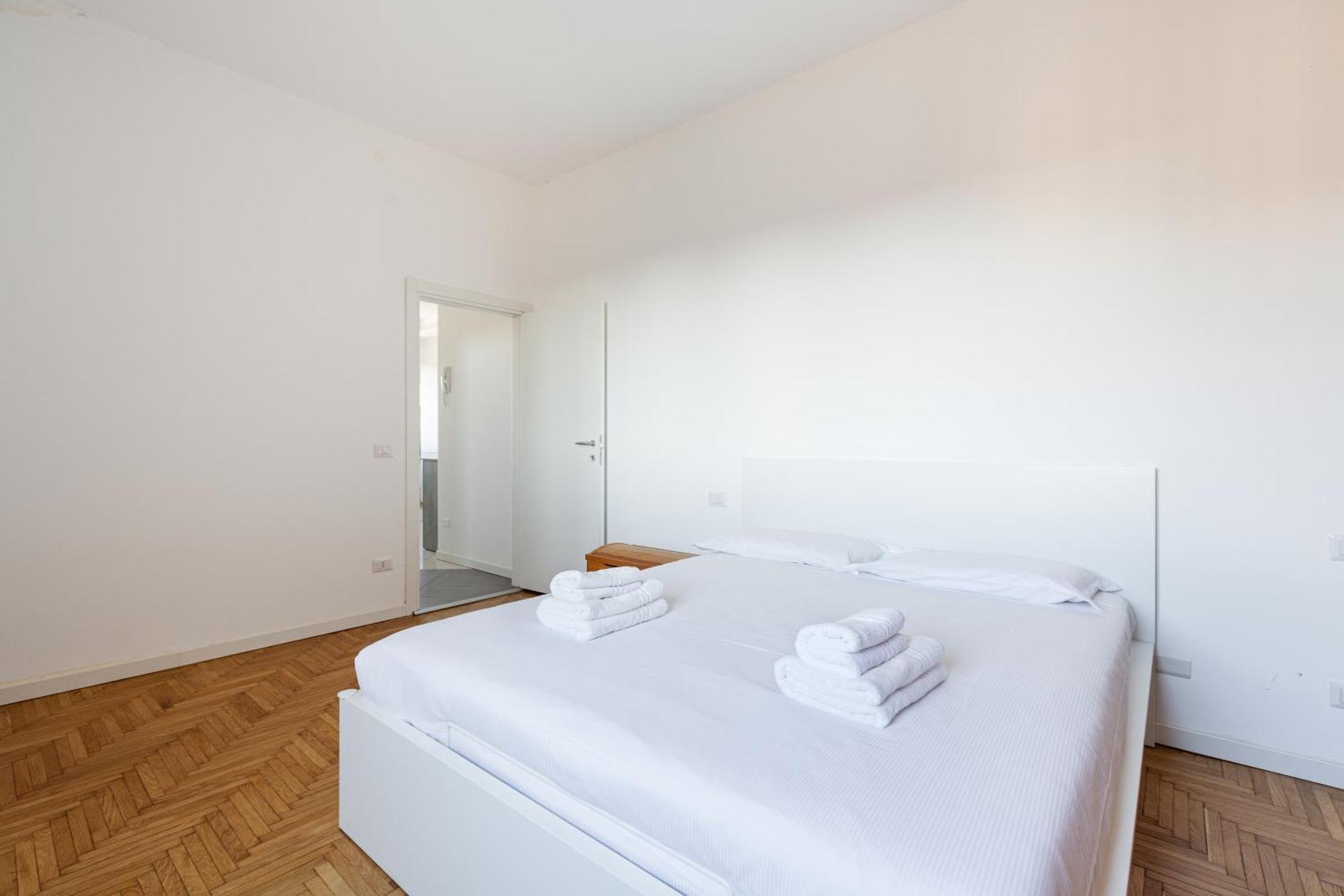 Elegant Milan Apartment In Restocco Area Exterior photo